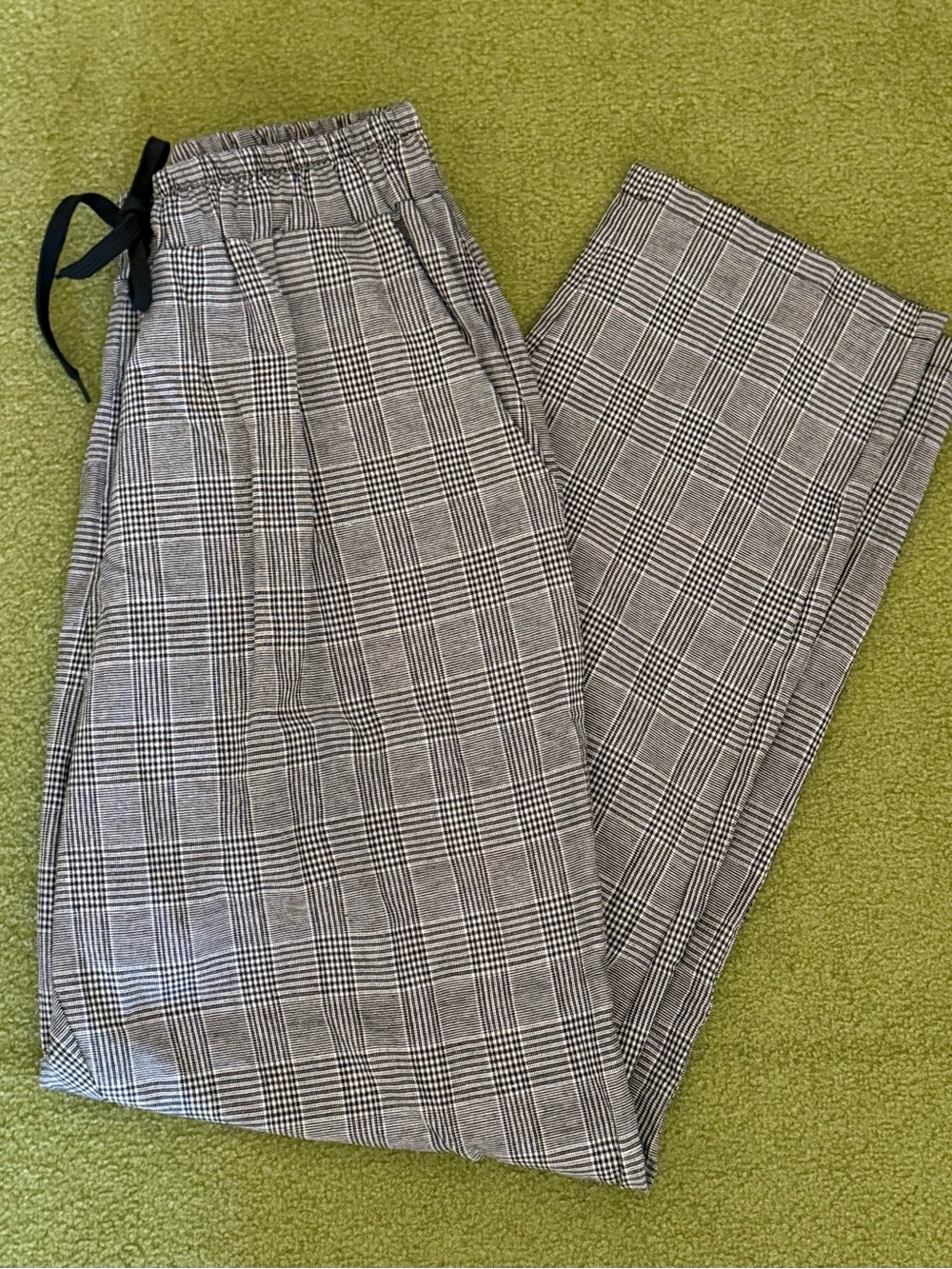 Grey Pleaded Drawstring Pants